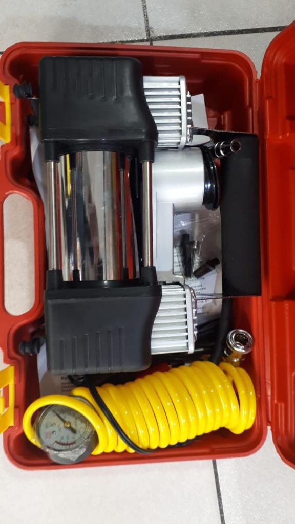 Pompe gonflable voiture 2 cylindre 150 PSI avec boîte à outils Maroc à prix  pas cher | Autogear