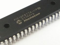 PIC16 Series – MCU 8 bits industriels et IoT Maroc